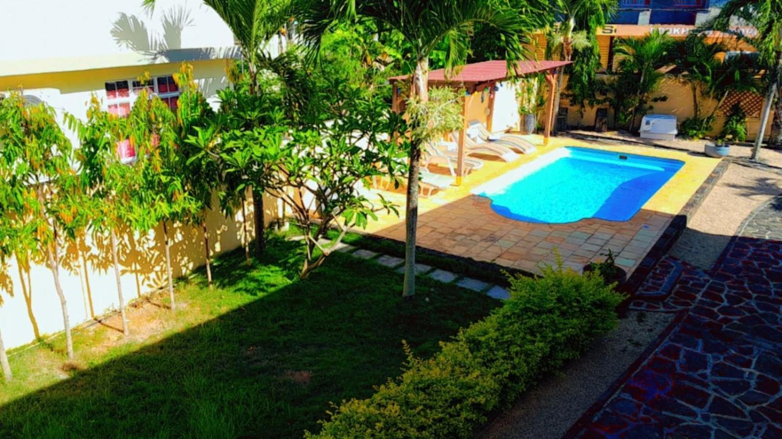 Villa Santa Avec Piscine Et Jardin Pointe aux Piments ภายนอก รูปภาพ